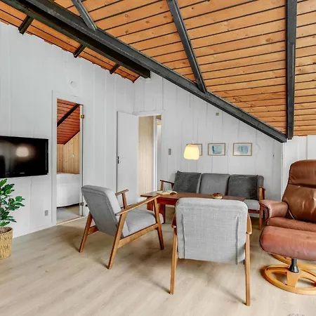 3 Bedroom Lovely Home In Sydals