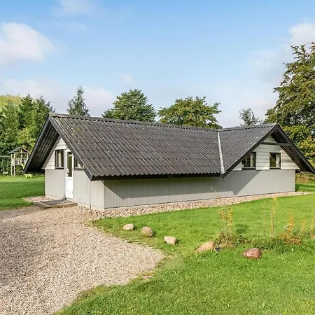 3 Bedroom Lovely In Sydals Skovby (Syddanmark)