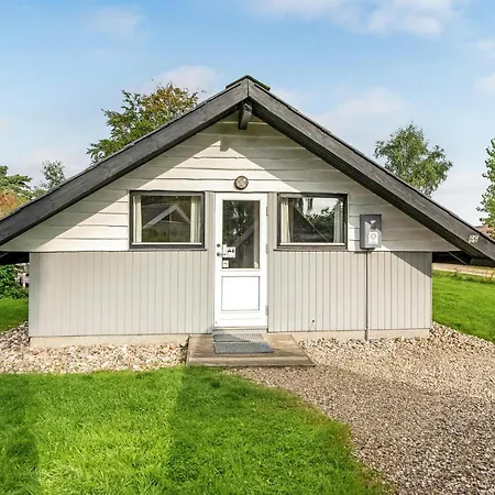 3 Bedroom Lovely Home In Sydals